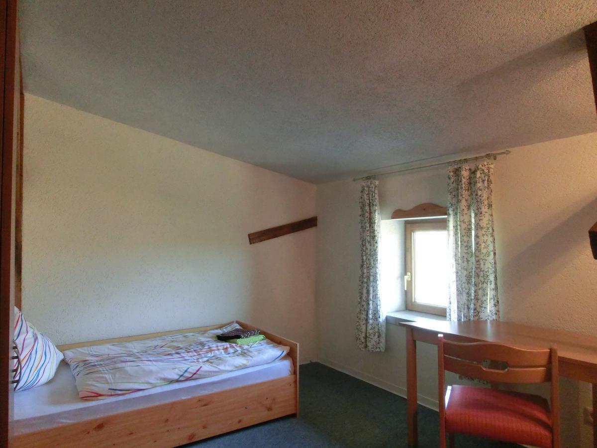Domane Neu Gaarz Hostel Room photo